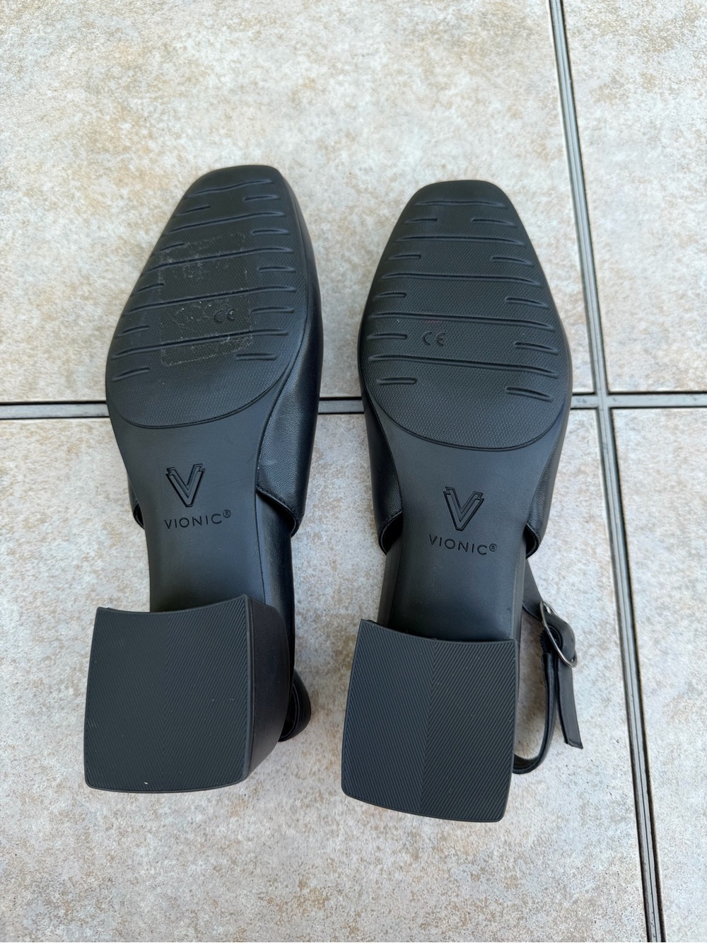 Vionic Reyes Block Heel Slingback Pumps - Picture 12 of 13